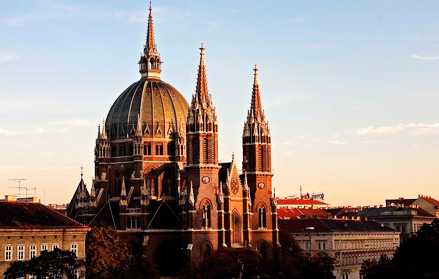 标准普尔调高匈牙利债务评级，离“被推荐投资国”只有一步之遥