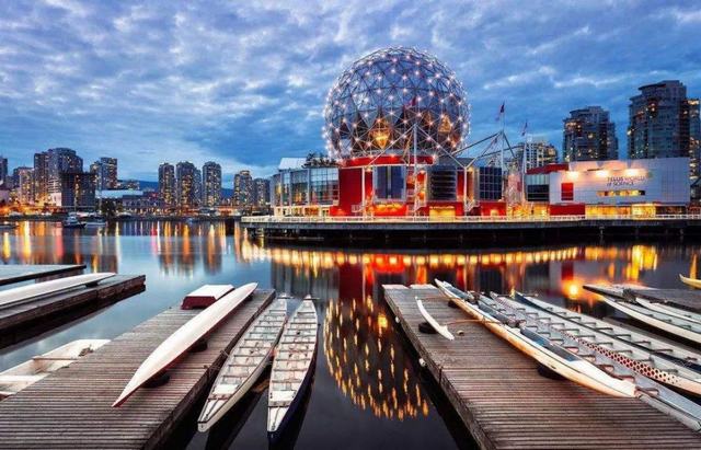 恭喜易渡海外胡女士获取加拿大联邦自雇移民签信